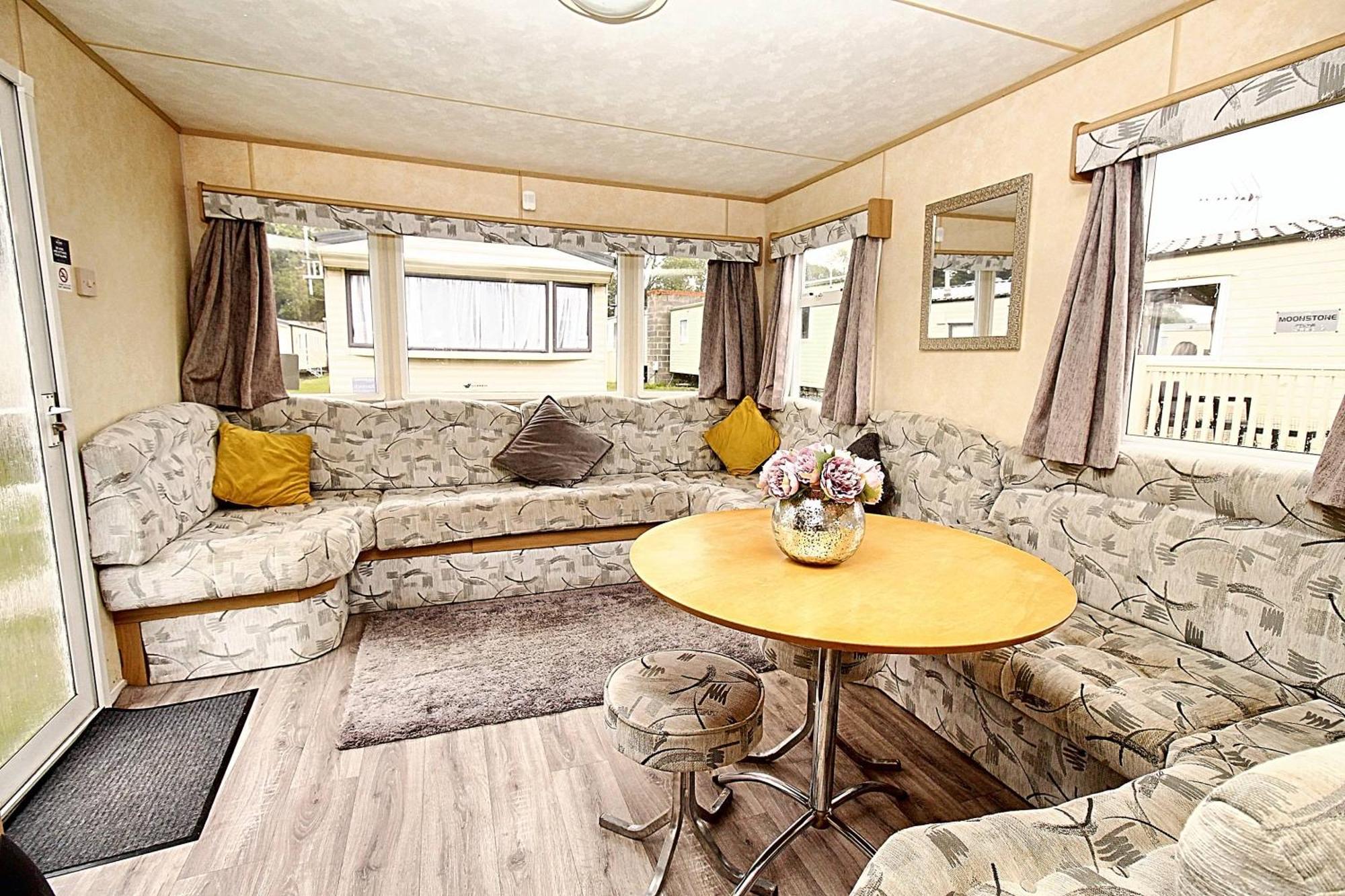 Highfield Grange, Orchards Villa Little Clacton Bagian luar foto